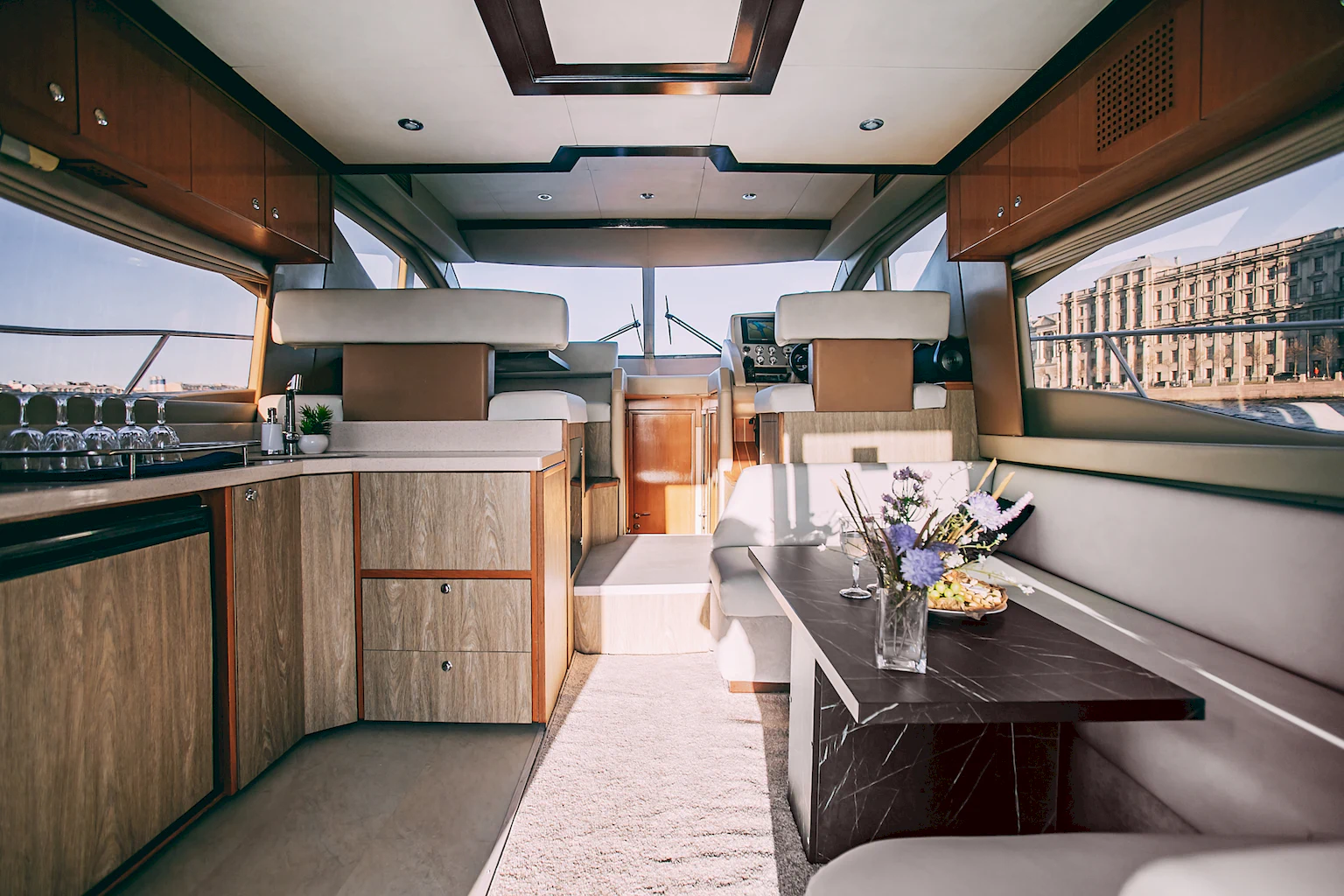 Majesty 44 image- 12